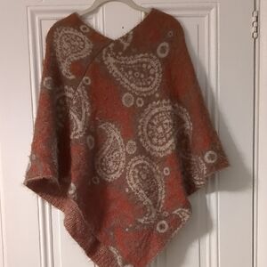 Paisley Patterned Women's Sweater Poncho